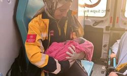 Şanlıurfa’da Ambulansta doğum heyecanı yaşandı.