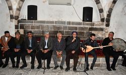 Siverek'te dengbejler tarihi hamamda haykırdı