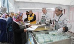 BAŞKAN CANPOLAT VE GÜNBEGİ, İFTAR SOFRASINDA VATANDAŞLARLA BULUŞTU