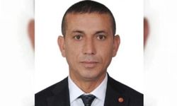 Dellalbaşı "Şanlıurfalı hemşerilerim ve tüm İslâm âleminin Ramazan Bayramı’nı en içten duygularımla kutlarım.”