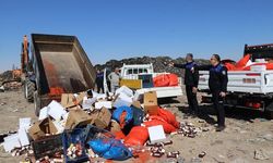 HALİLİYE’DE ZABITA EKİPLERİ 5 TON BUZUK GIDA ELE GEÇİRDİ