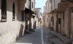 ŞANLIURFA’DA TARİHİ SOKAKLAR BÜYÜKŞEHİR İLE AYDINLATILACAK