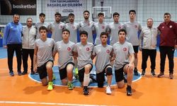 BÜYÜKŞEHİR BELEDİYESİ GENÇ ERKEKLER VOLEYBOL TAKIMI ÇEYREK FİNALLERE HAZIRLANIYOR