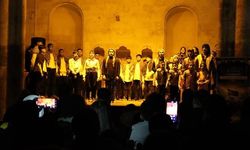 “KURTULUŞ MÜZİKALİ” DUYGU DOLU ANLARA SAHNE OLDU