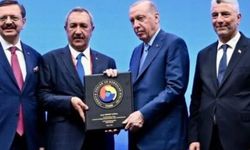 Kaya,ödülünü Cumhurbaşkanı Erdoğan’dan aldı