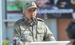 Düz "Bayramlar, birlik, beraberlik ve paylaşmanın en güzel ifadesidir."