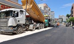 VİRANŞEHİR UĞUR BORAN CADDESİ’NDE ASFALT SEVİNCİ