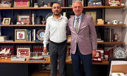 Aziz Savaş’tan Oktay Saral’a Nezaket Ziyareti