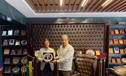 UrfaGap TV’den Mustafa Yavuz’a Anlamlı Plaket