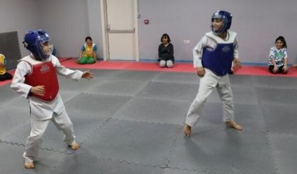 HALİLİYE BELEDİYESİ İLE GENÇ YETENEKLER YETİŞİYOR