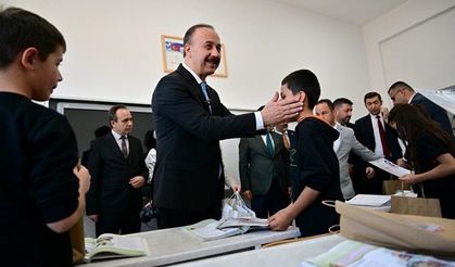 Vali Erin "75 bin 389 evladımız, karne sevinci yaşadı"