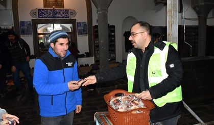 Siverek Belediyesi’nden Berat Kandili ikramı