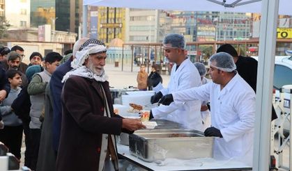 BÜYÜKŞEHİR’İN İFTAR ÇADIRINDA ORUÇLAR AÇILDI