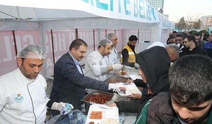 BAŞKAN CANPOLAT: “TEMEL GAYEMİZ VATANDAŞIMIZIN GÖNLÜNE DOKUNMAK”