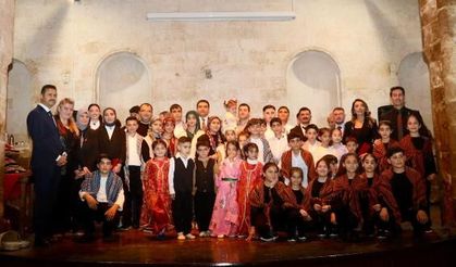 “KURTULUŞ MÜZİKALİ” DUYGU DOLU ANLARA SAHNE OLDU