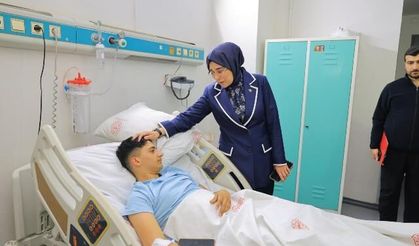 Milletvekili Yazmacı, Siverek’te silahlı saldırıda yaralanan öğretmen ve öğrencileri hastanede ziyaret etti