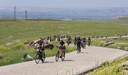 2. GÖBEKLİTEPE BİSİKLET FESTİVALİ’NDE 250 SPORCU HALİLİYE’DE PEDAL ÇEVİRDİ