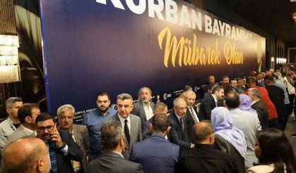 “Bayramda Birlik Tablosunun Ardındaki İsim: M. İlhami Günbegi "