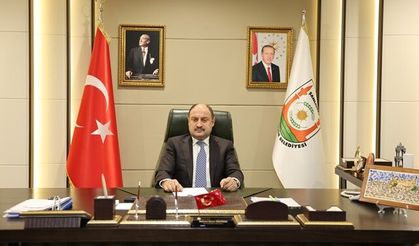 Başkan Gülpınar, tüm İslam âleminin Kurban Bayramı’nı kutladı.