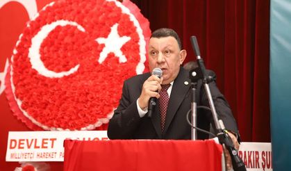 MHP’li Vekil İbrahim Özyavuz, Kayapınar Kongresi’nde Divan Başkanlığı Yaptı