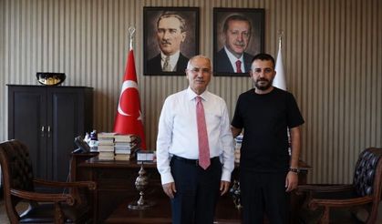 Aziz Savaş’tan Efkan Ala’ya Ziyaret: Türkiye Gündemi Masaya Yatırıldı