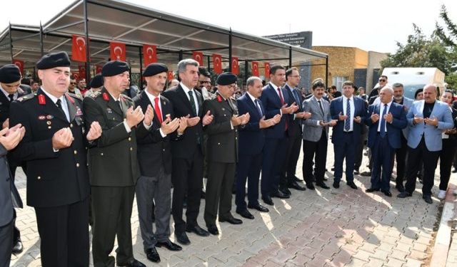 Vali Şıldak,Makamların en yücesine ulaşmak için yarışmış gazilerimizin fedakârlıklarıyla bu vatan ilelebet hür kalacak