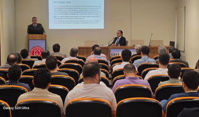 HARRAN ÜNİVERSİTESİ HASTANESİNDE ORTOPEDİ VE TRAVMATOLOJİ UZMANLARI BİR ARAYA GELDİ