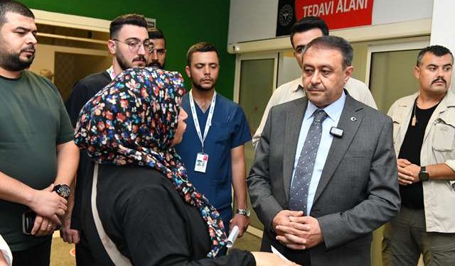 Vali Şıldak'ın Hastane Denetimleri Sürüyor