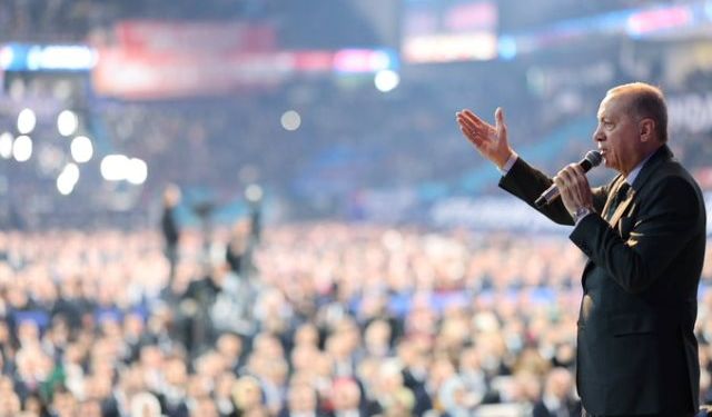 AK Parti'nin MKYK ve MYK listesi açıklandı.