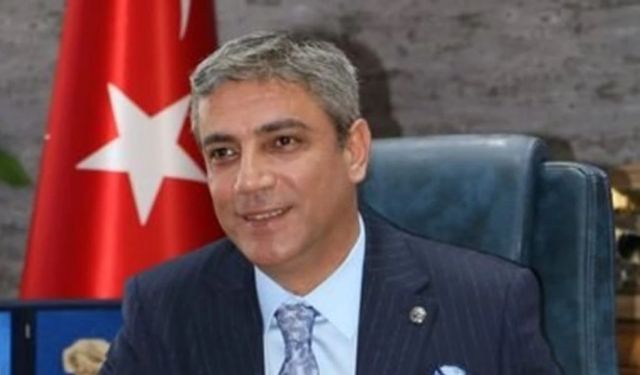 Oktay "Bayramın,ülkemize ve tüm dünyaya sağlık, huzur, mutluluk ve barış getirmesini temenni ediyorum"