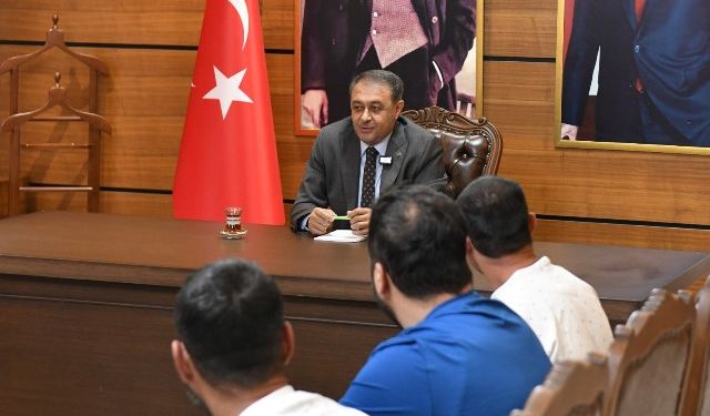 UMUDA AÇILAN KAPIDAN GİRENLER VALİ ŞILDAK’LA GÖRÜŞTÜ