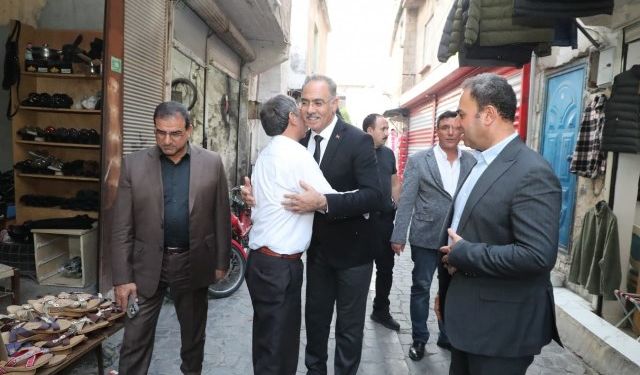 BAŞKAN KUŞ, TARİHİ MAHALLELERDE HALKLA BULUŞTU