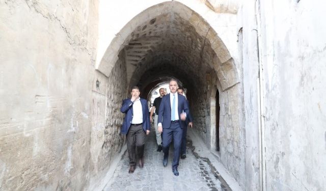 BAŞKAN KUŞ, TARİHİ MAHALLELERDE HALKLA BULUŞTU