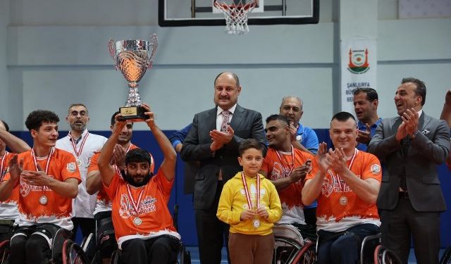 BAŞKAN GÜLPINAR: “ŞANLIURFA’YI SPORUN MERKEZİ HALİNE GETİRMEYİ HEDEFLİYORUZ”