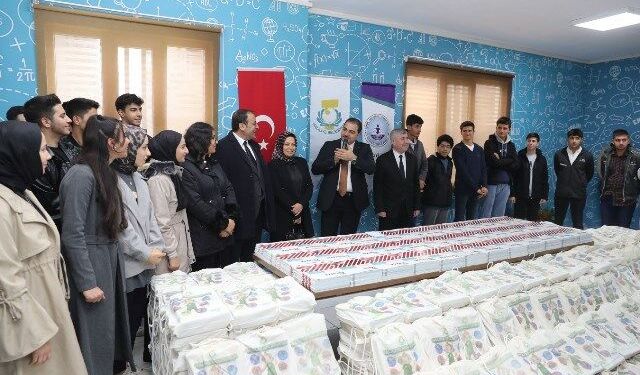 BAŞKAN CANPOLAT’TAN ÜNİVERSİTE ADAYLARINA BÜYÜK DESTEK