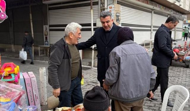 İL BAŞKANI GÜNBEGİ ESNAFLA GÜNE BAŞLADI