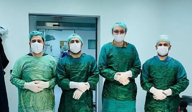 Viranşehir Devlet Hastanesi’nde Bir İlk: V-Notes Yöntemiyle Kapalı Tüp Ligasyonu Ameliyatı Gerçekleştirildi