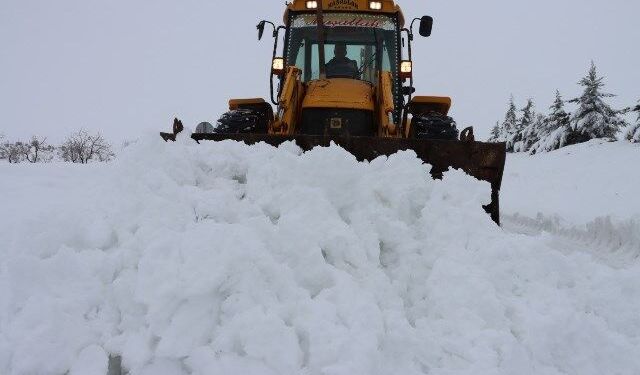 KARLA MÜCADELE TÜM İLÇELERDE KOORDİNELİ ŞEKİLDE SÜRÜYOR