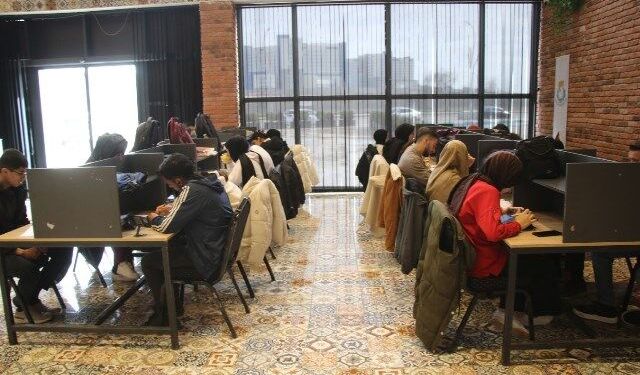 BAŞKAN CANPOLAT’TAN EĞİTİME TAM DESTEK: GENÇLERE ÜCRETSİZ İNTERNET