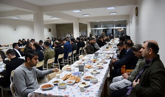 Başkan Bucak, İlçe Protokolü ile İftar Programında Buluştu