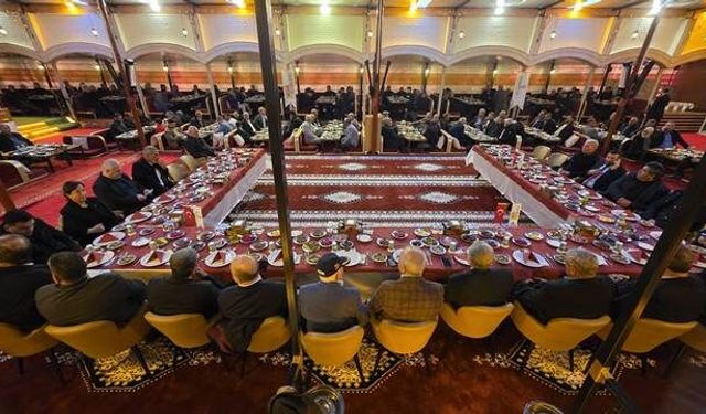 Fıstıkçım Nuts Hamburg Nuts Yönetim Kurulu Başkanı Mehmet Üzümcüoğlu'ndan iftar yemeği