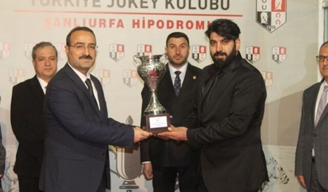 Uluslararası Şanlıurfa Büyükşehir Belediye Başkanlığı Koşusu’nu “Dar Sokak” Kazandı