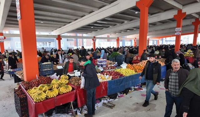 KARAKÖPRÜYE BİR MODERN SEMT PAZARI DAHA KAZANDIRILDI