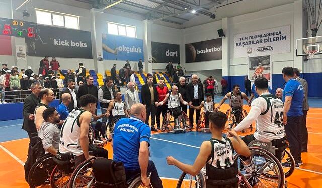 GÜNEYDOĞU DERBİSİNİN KAZANANI ŞANLIURFA BÜYÜKŞEHİR OLDU