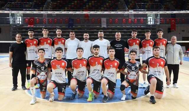 ŞANLIURFA BÜYÜKŞEHİR BELEDİYESİ GENÇ ERKEKLER VOLEYBOL TAKIMI YARI FİNALE ÇIKTI