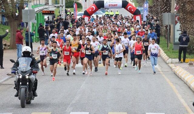 ŞANLIURFA’DA 500 SPORCU TARİHTEN BİLİME KOŞTU