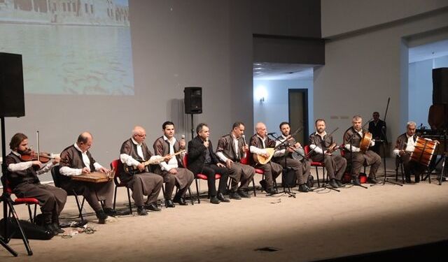 URFA AHENGİ SIRA GECESİ TOPLULUĞU, MUNZUR ÜNİVERSİTESİ’Nİ ŞENLENDİRDİ