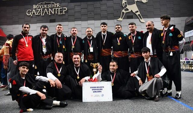 Siverek Belediyespor Halk Oyunları Ekibi Türkiye Finalinde