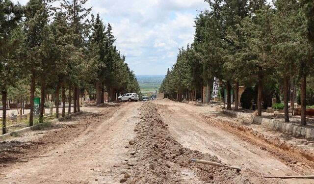 YENİ ASRİ MEZARLIKTA SICAK ASFALT ÇALIŞMASI YAPILACAK