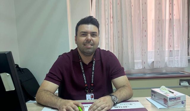 Refakatçisi Olmayan Hastasını Yalnız Bırakmadı: Uzman Doktor Muhammet Ali Aydemir’den Örnek Davranış